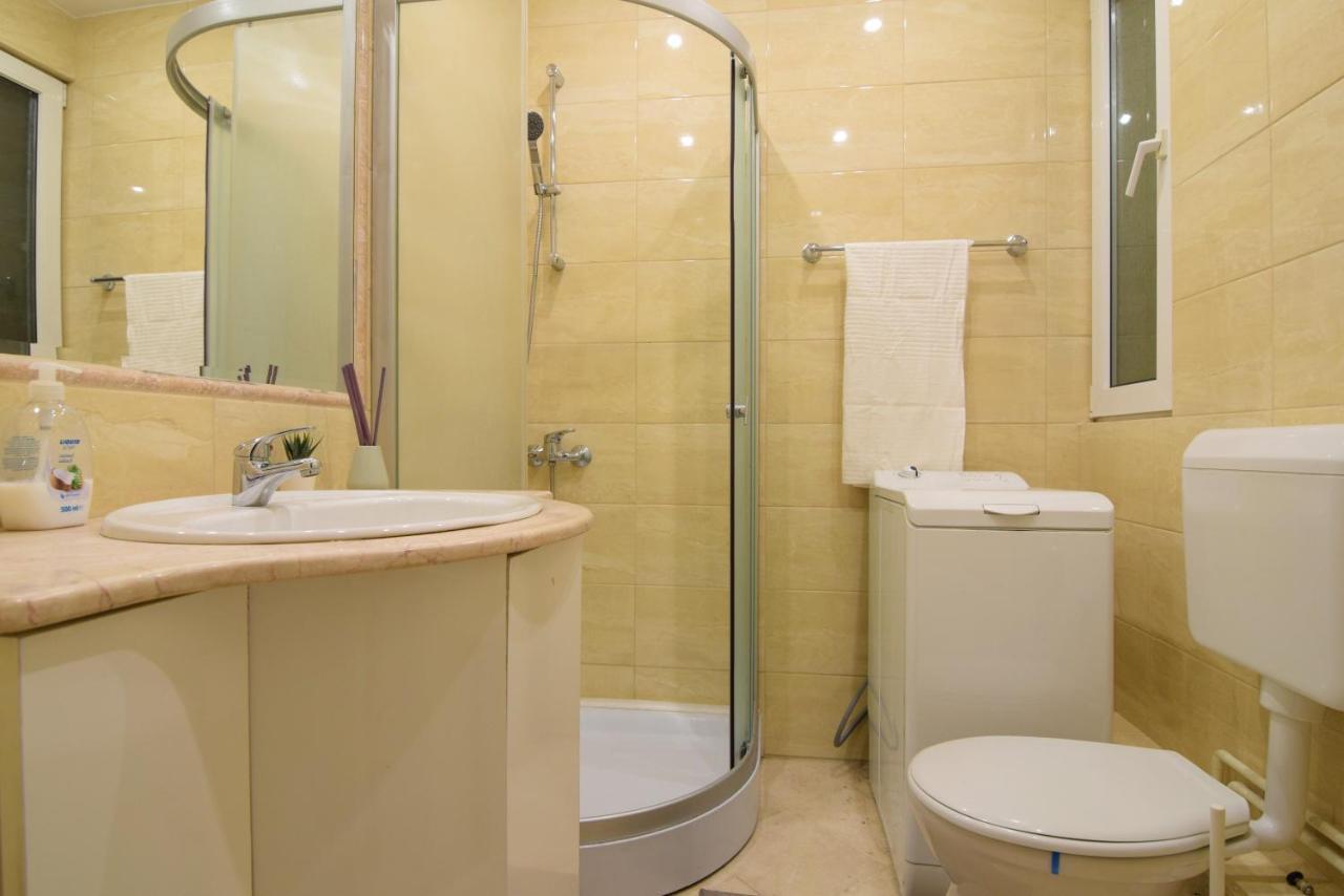 Resedinta Lui Calin - Calea Victoriei Near Royal Palace Bucureşti Ngoại thất bức ảnh